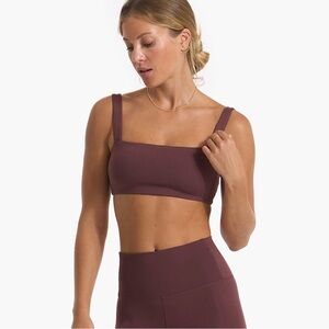 Vuori sports bra